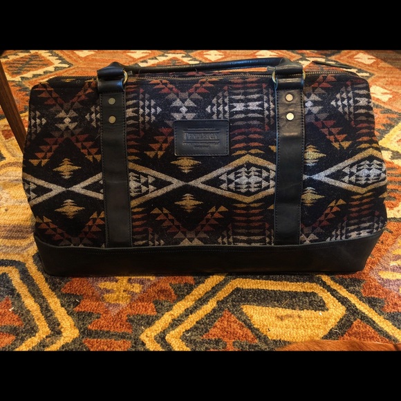 pendleton carry on luggage